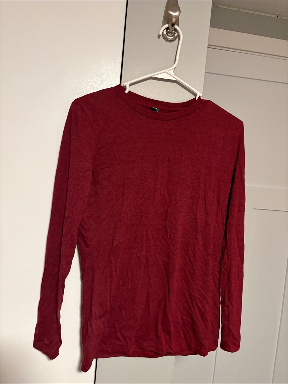 Classic Long-Sleeve Crewneck Top in Deep Wine